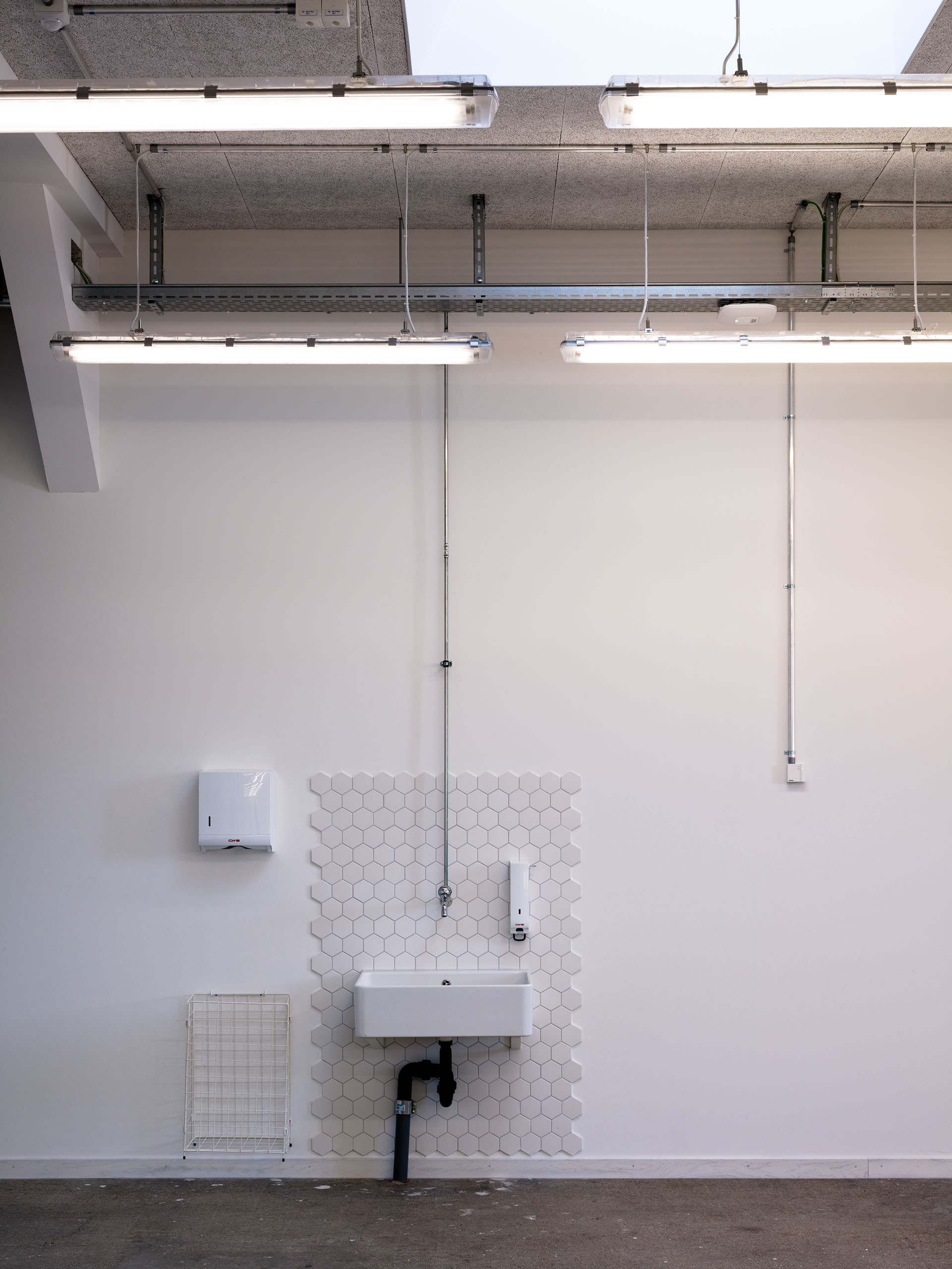 E13483 Alpa 042975 2560